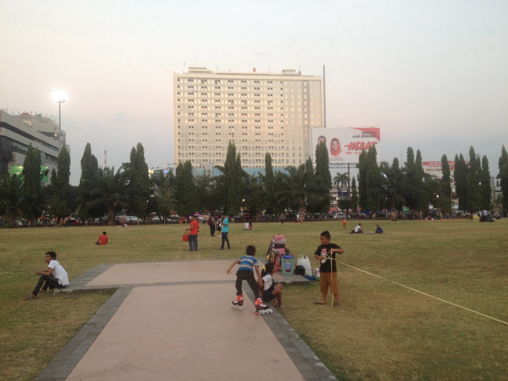 Manhole Cover Apartemen Simpang Lima Maria Infiniferro