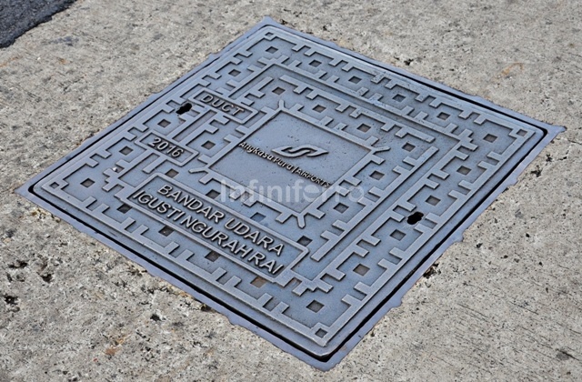 manhole cover di bandara i gusti ngurah rai